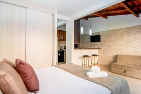 Studio próximo ao mar em Jurerê PR1362